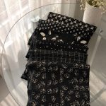 شال برشکا طرحدار دورگان