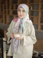 روسری ابریشم اعلا برند ملیحا طرح