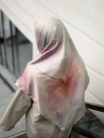 روسری حریر دووره طلایی - تصویر 7